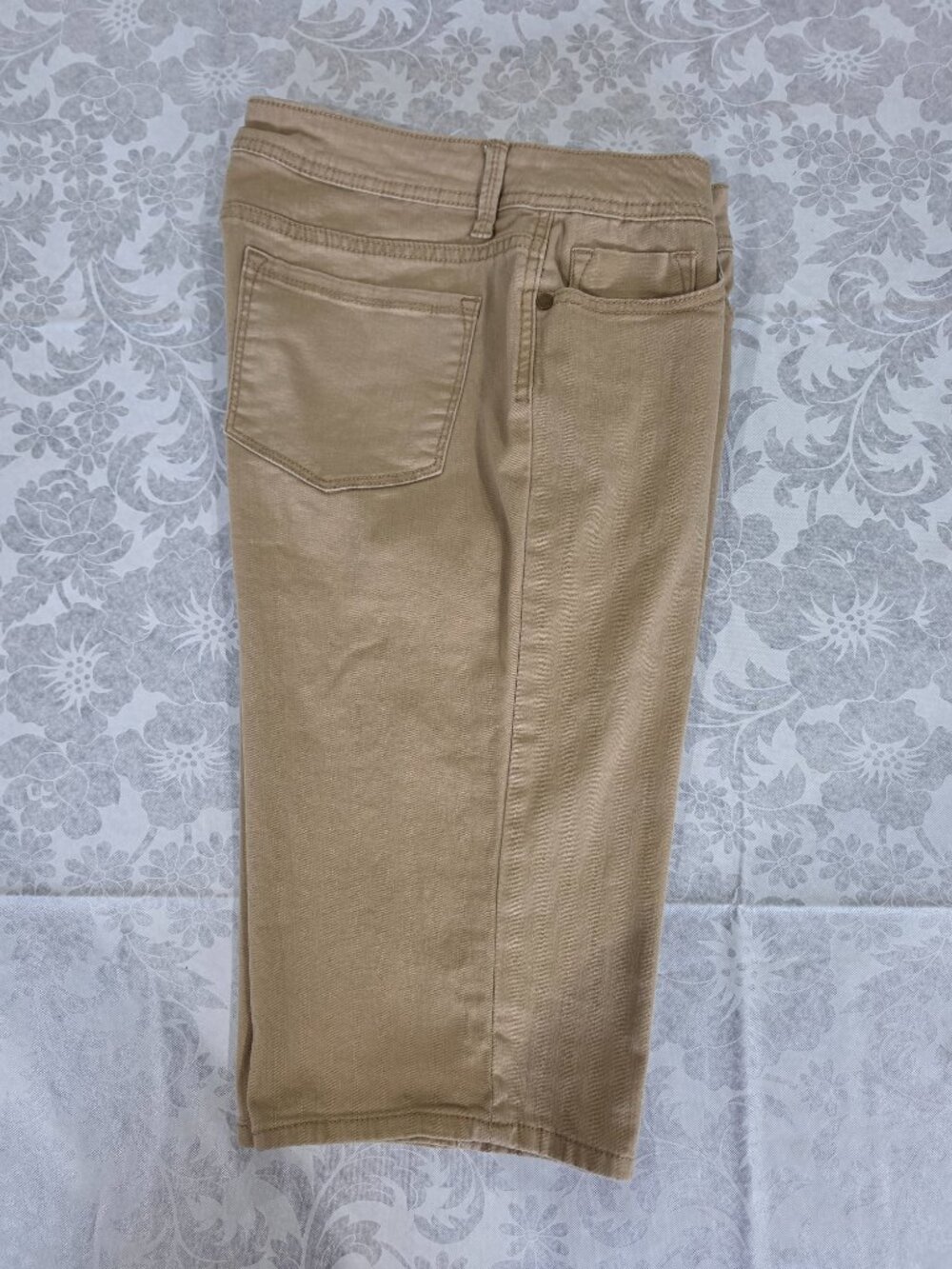 ✨ Faded Glory Tan Khaki Denim Capri Pants Size 10 Stretch ✨